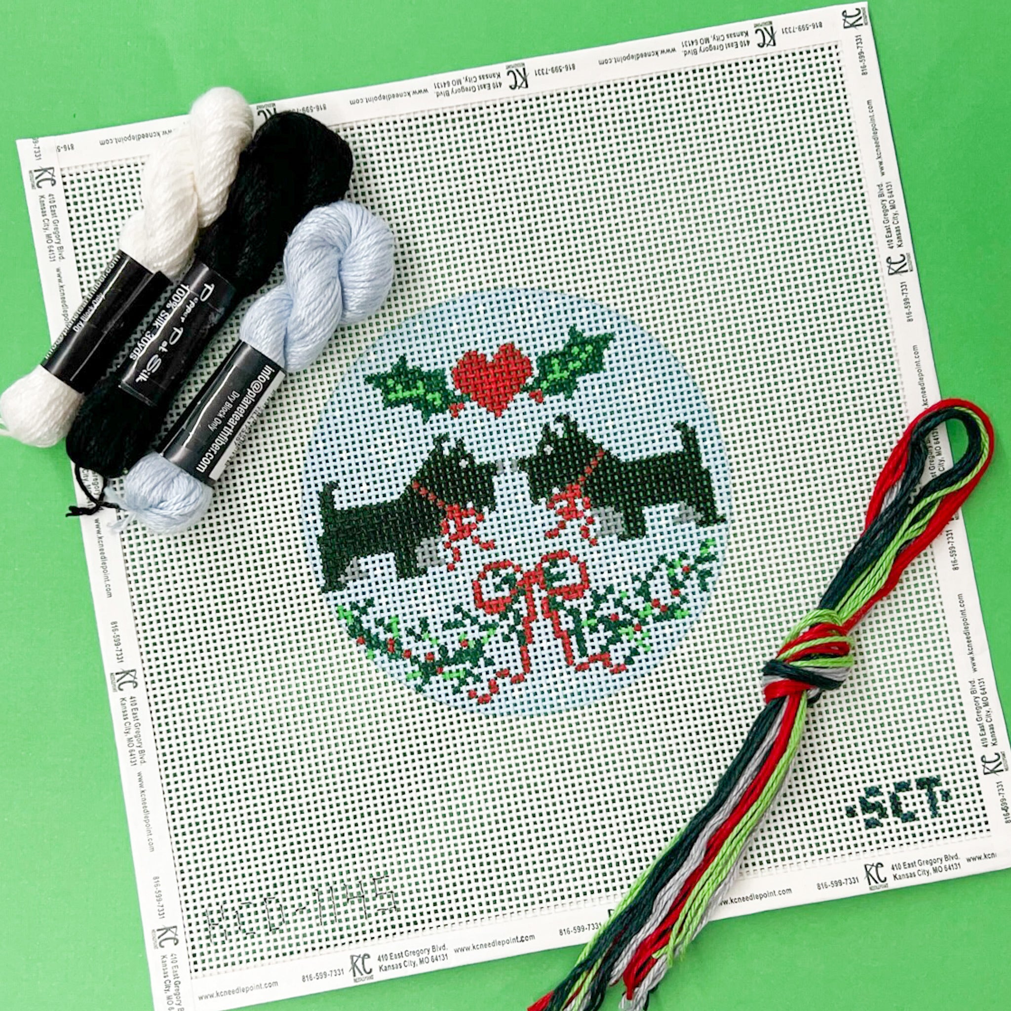 Black Scottie Christmas Round Kit - KC Needlepoint