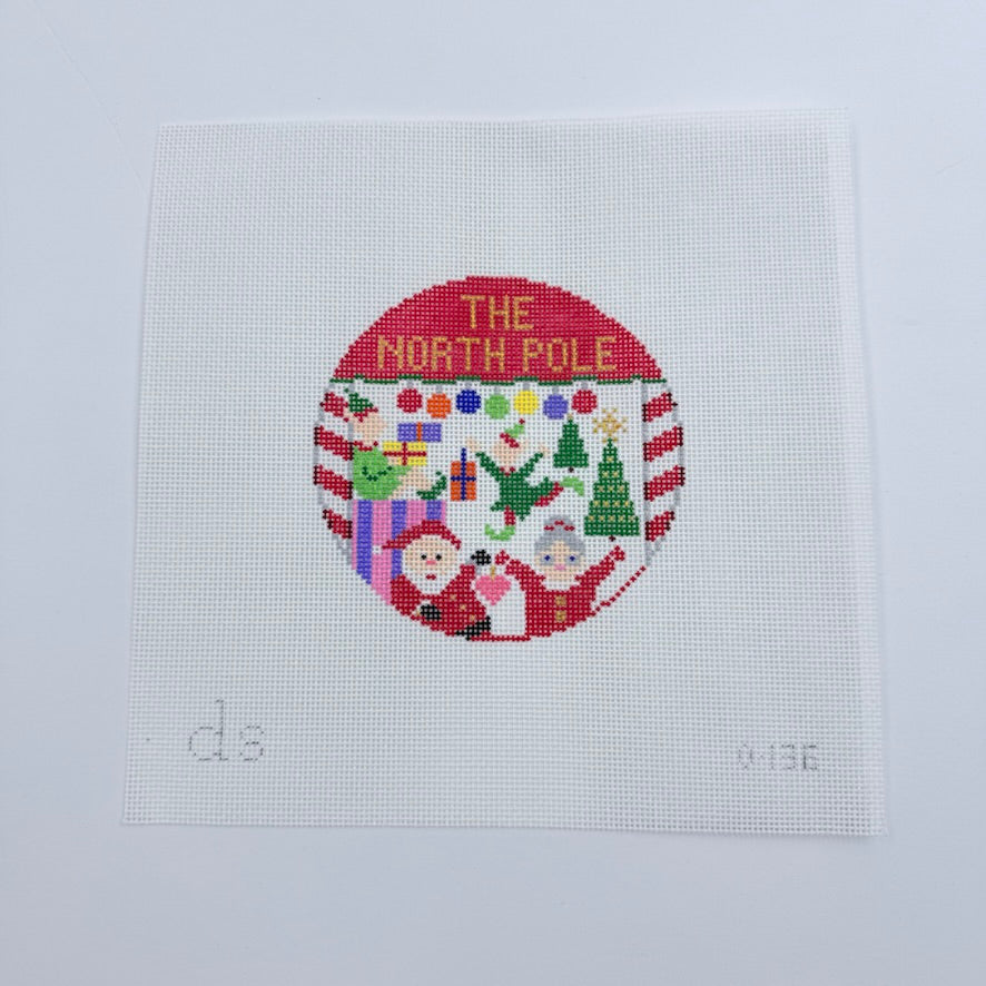 The North Pole Round Canvas