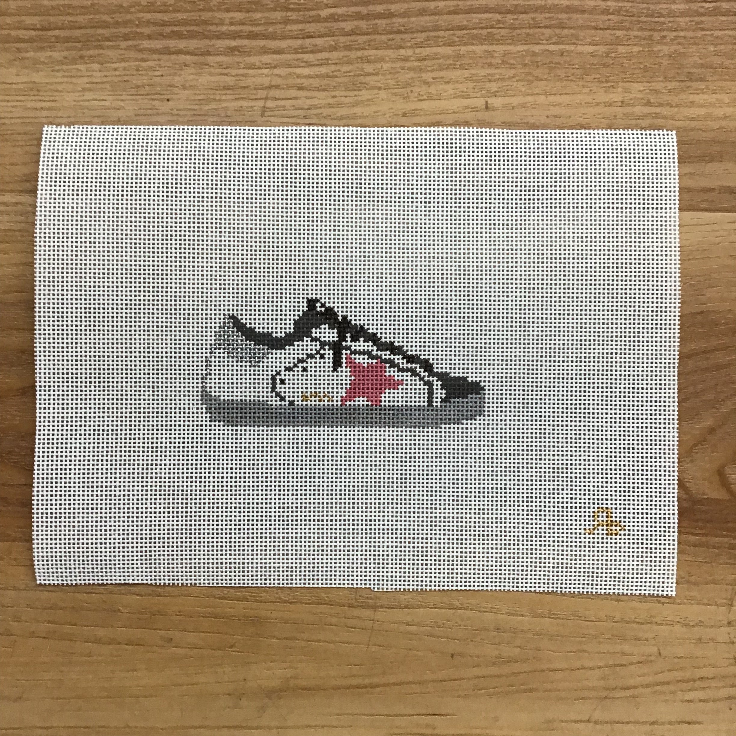 White Sneaker with Pink Star Canvas - KC Needlepoint