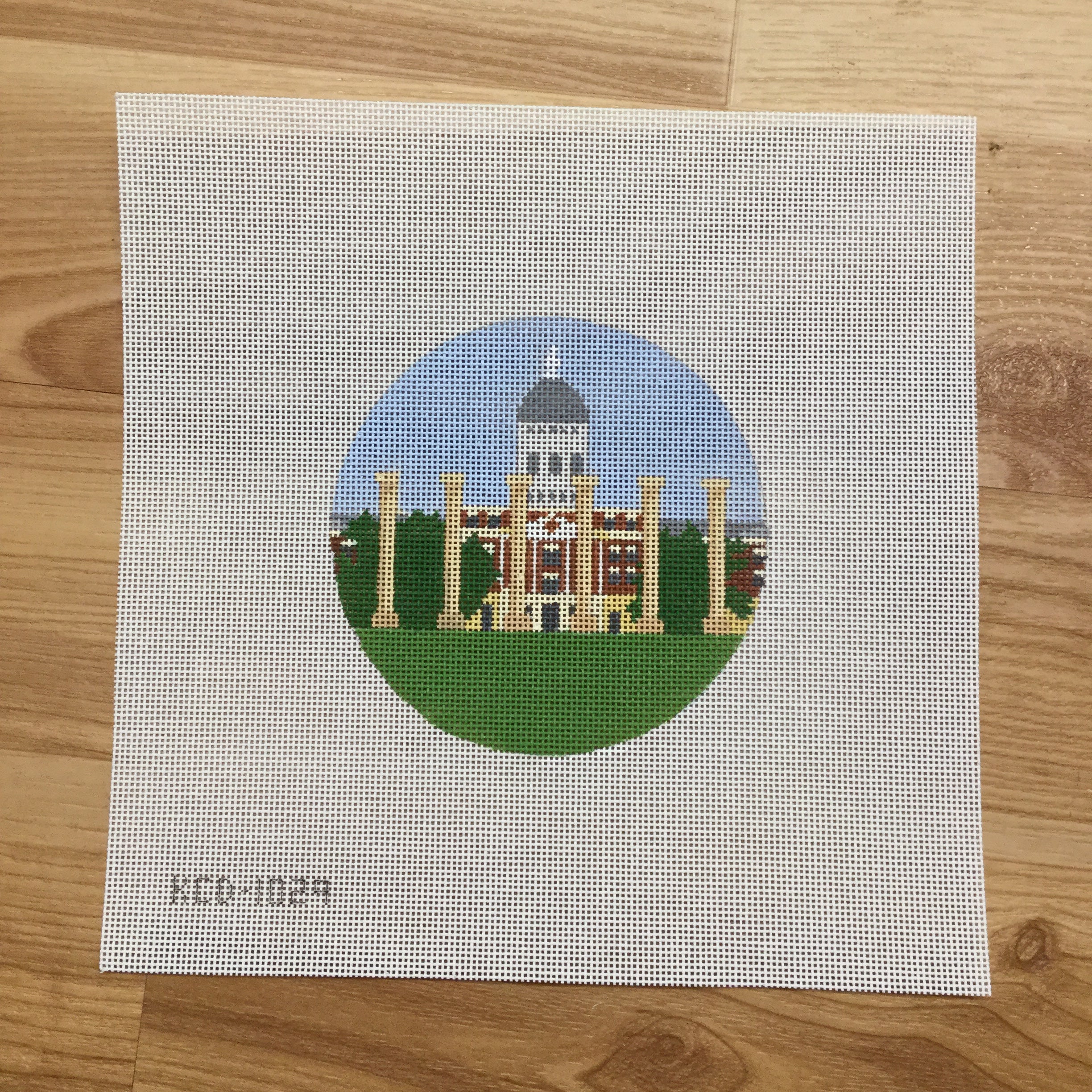 MU Jesse Hall and Columns Round - KC Needlepoint