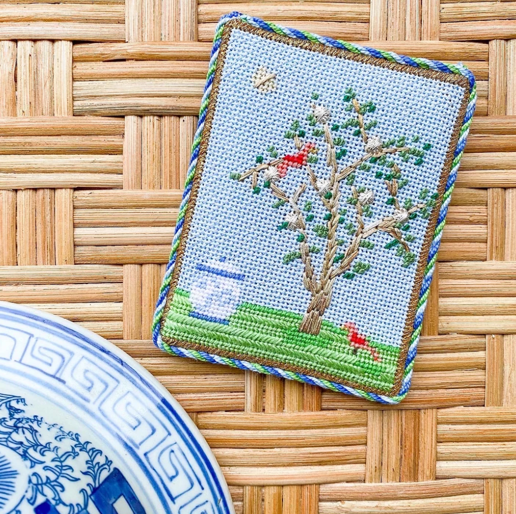 Hand-painted Needlepoint Canvases - Chinese Dynasty Ornaments - Chou  Ornament/Coaster, Leigh Designs, LD8217 - NeedlepointUS: Leigh Designs